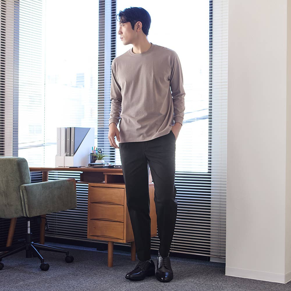 よく伸びて動きやすい 裏起毛 マットレーヨン 前あき タック入り テーパードパンツ BD112K E6