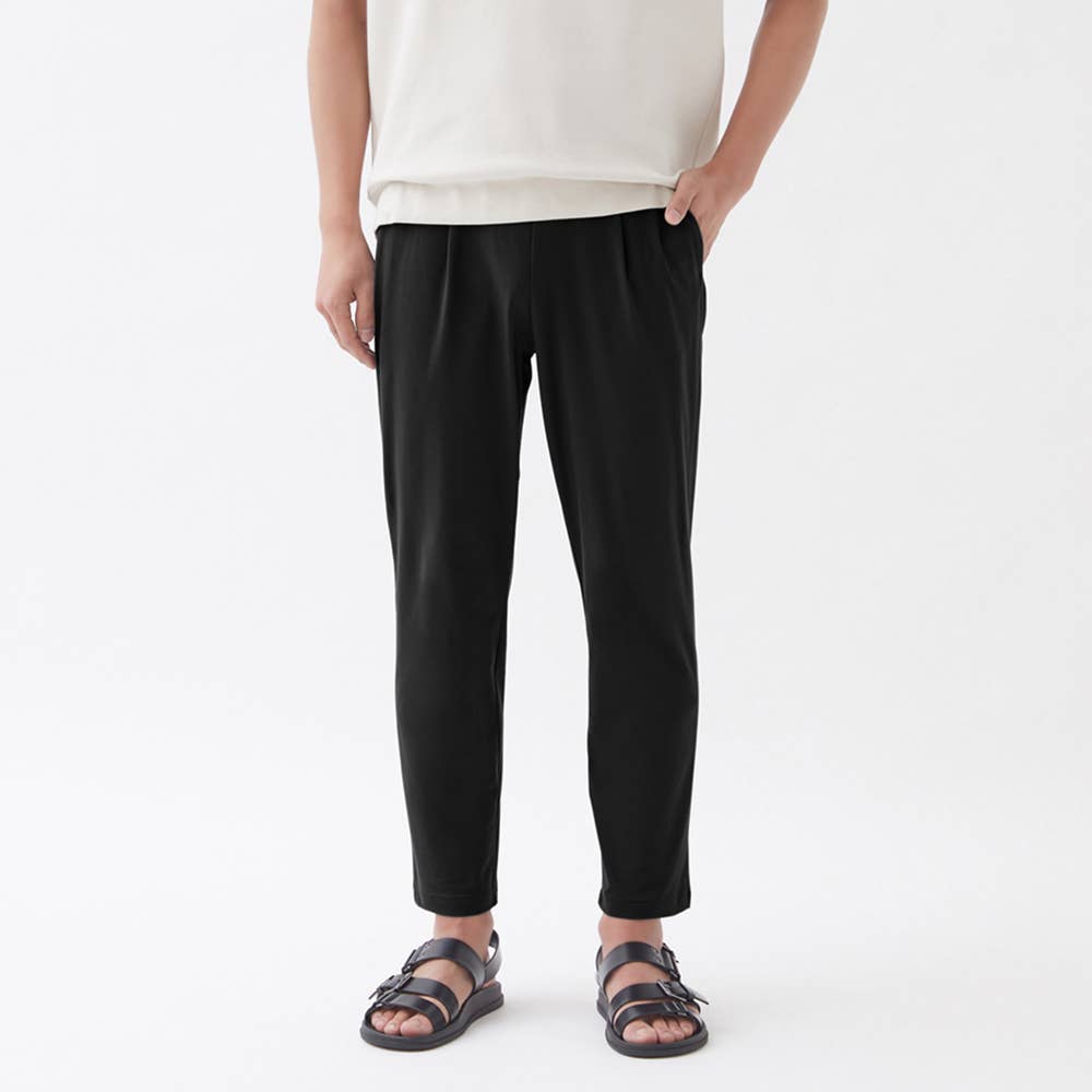 【テーパード】ライトテックストレッチメッシュ　タック入りストレッチパンツ【SALE】