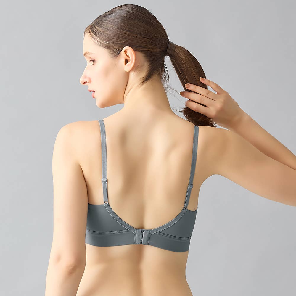 【Sports Foundation】ノンワイヤーブラジャー【SALE】 AP0155 E7