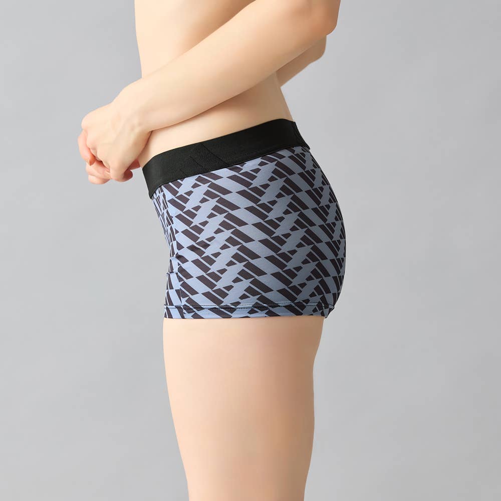 【Print】ハーフショーツ【SALE】 AP8362 E9