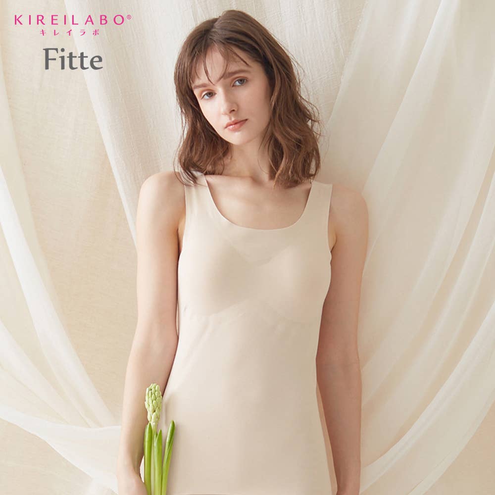 【完全無縫製】カップ付きタンクトップ