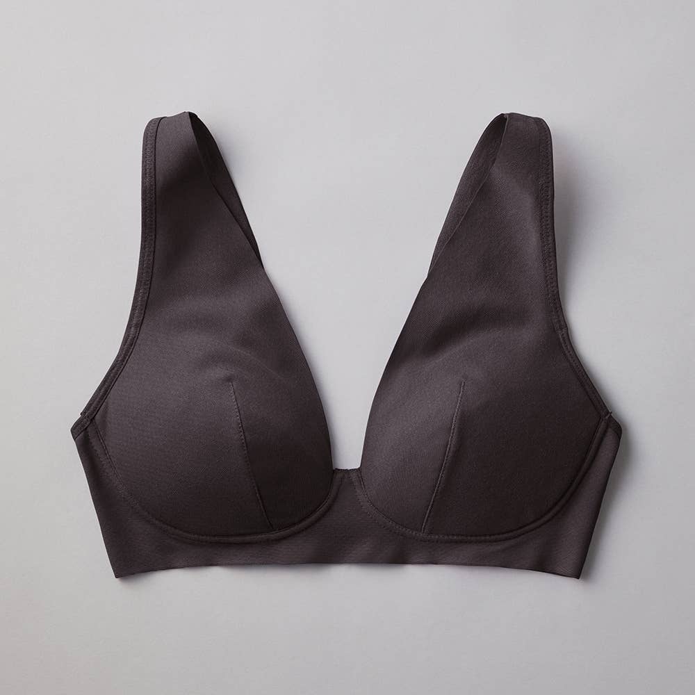 【Fitte(肌側綿100%)】ノンワイヤーブラジャー KB4192N ブラック
