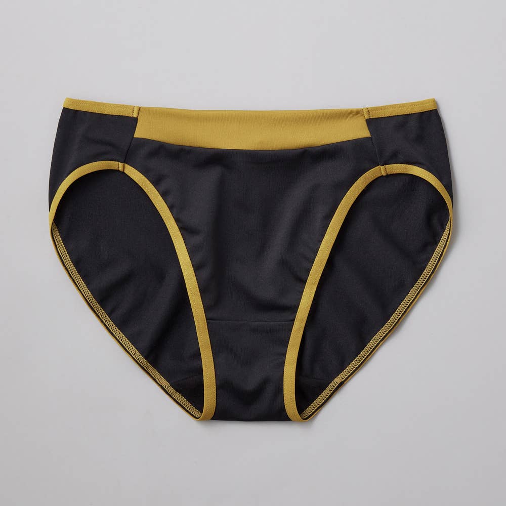 【mochibra（まる胸）】ハーフショーツ JS1056H ブラック