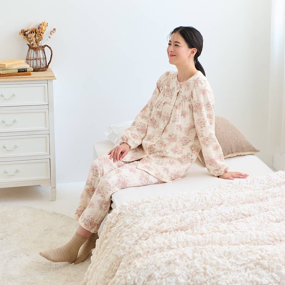 【全身保温】発熱ソフトキルト 長袖長パンツ フェミニンパジャマ TG4205 E1