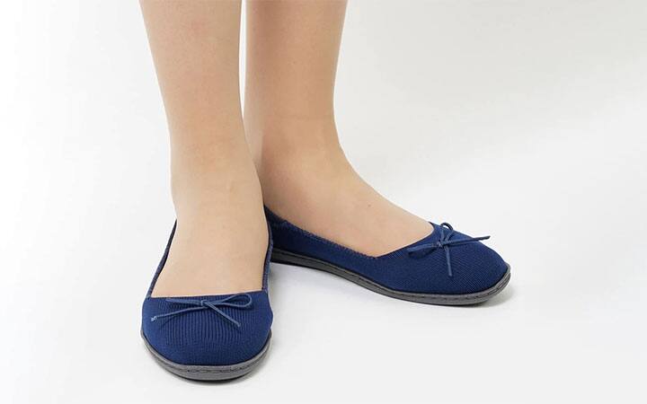 悩める女性へ 足がクサい 予防と対策とは 着ごこち プラス Gunze グンゼ