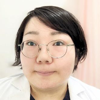 医師:島袋 朋乃(しまぶくろ ともの)