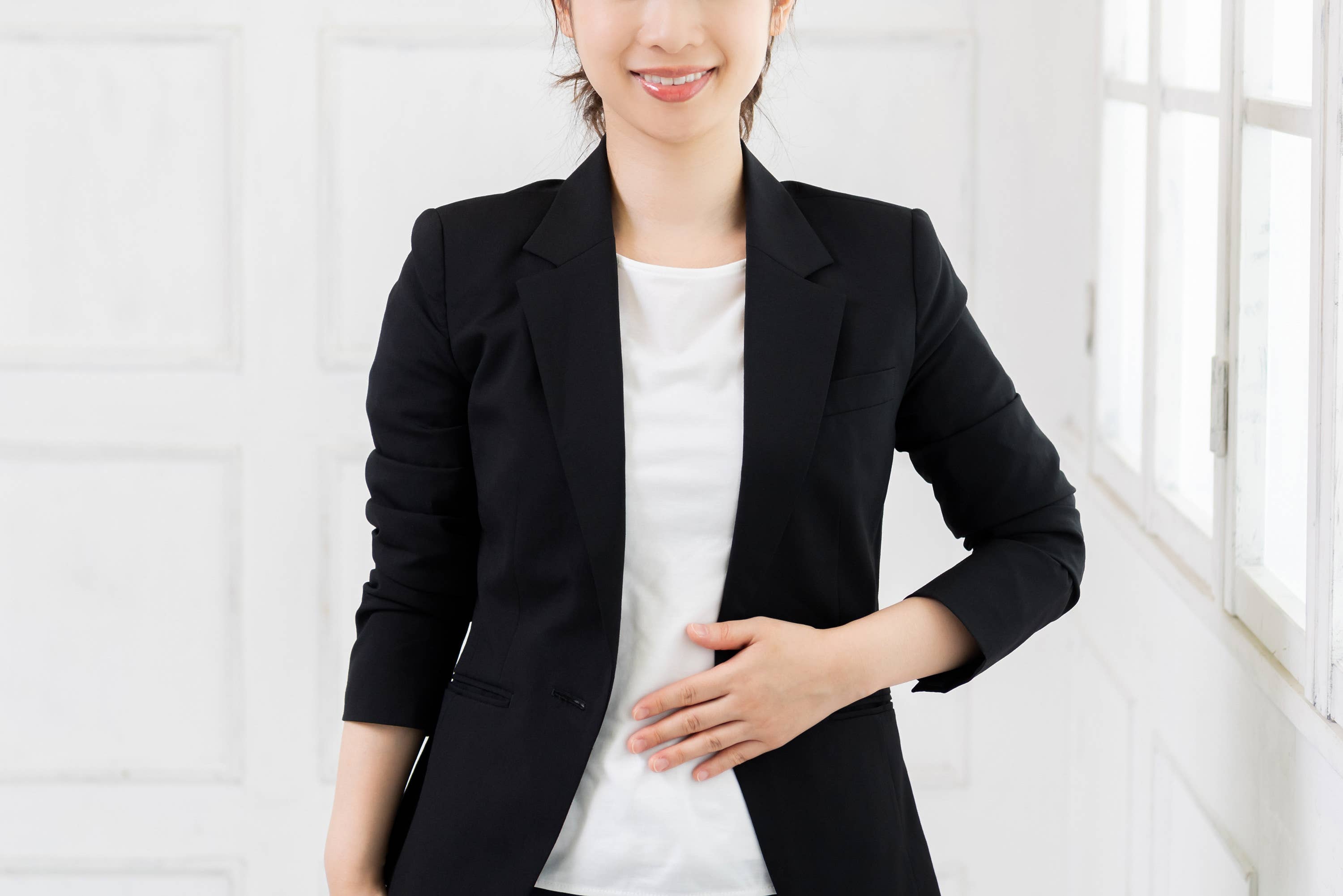 日々のケアや対策アイテムでぽっこりお腹をカバーしよう！