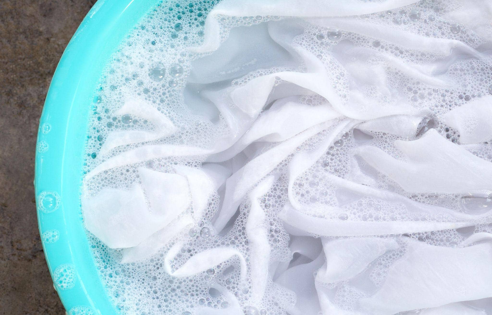 捨てる前に! ブラトップがクサい時は浸け置き洗いがおすすめ