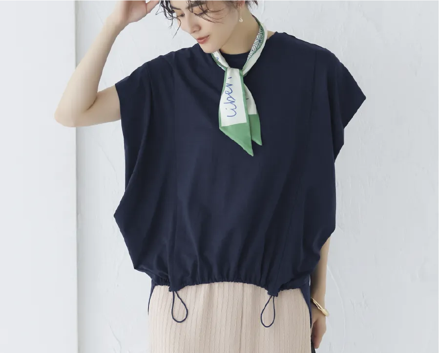 丸みあるシルエットが体型カバーにも◎