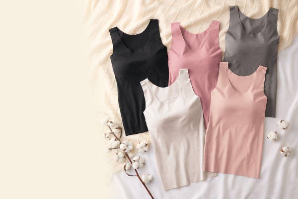 立体カップでシルエットがきれい ブラタンクトップ