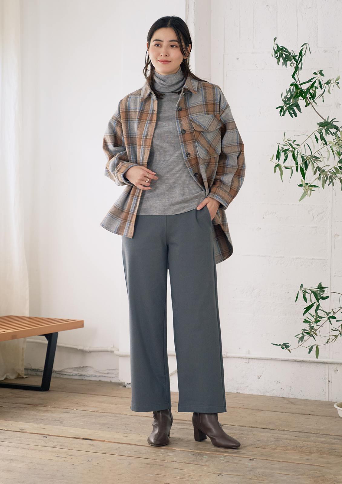 168cm M ミドルグレー着用